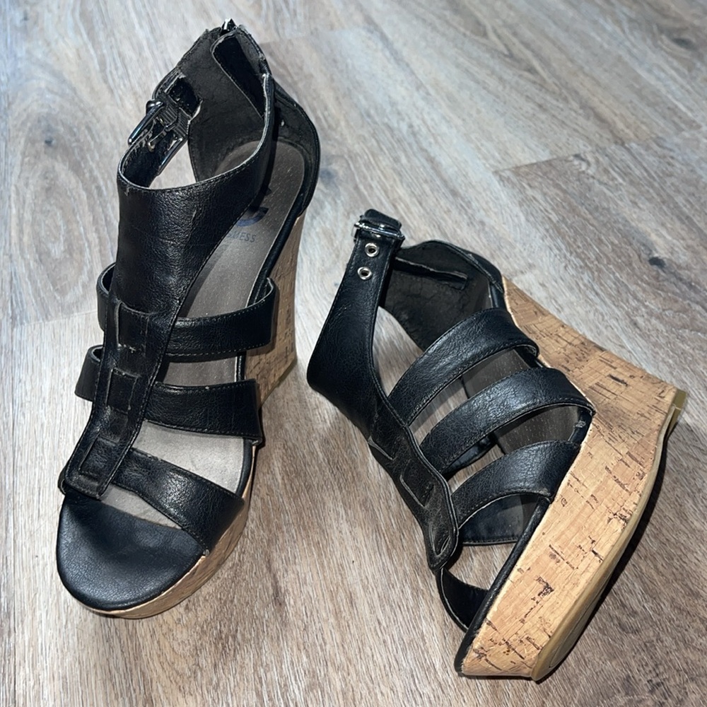 G by Guess Caged Wedge Sand Size 10 Medium